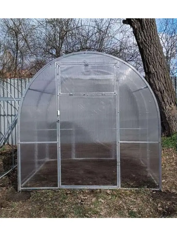 Gewächshaus aus Polycarbonat INANNA - 2m Breit - Winterfest & Stabil - Bogenform